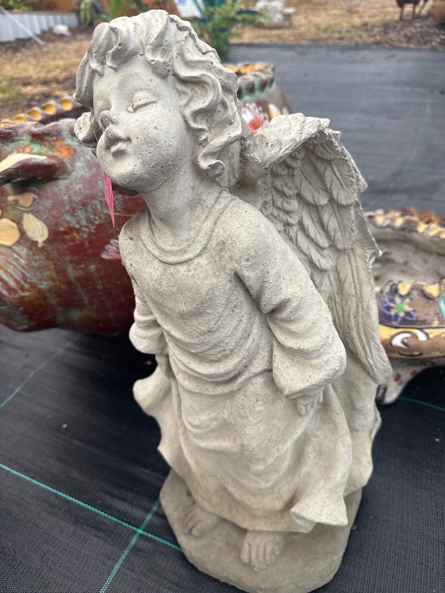 Angel w/dress concrete