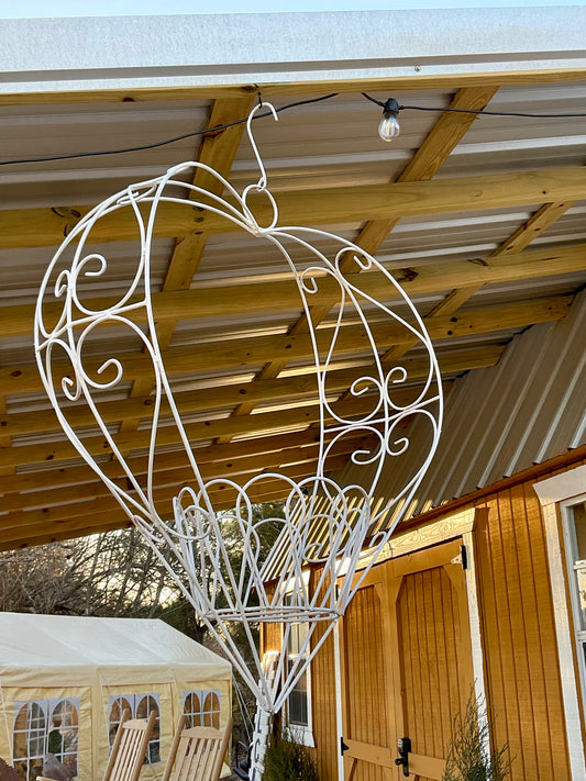 Heart hanging planter