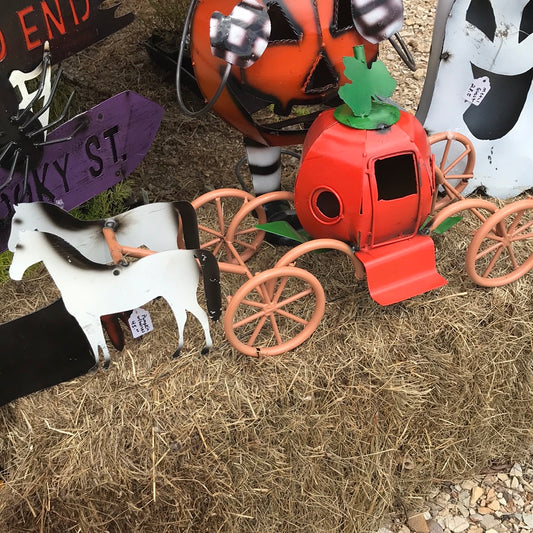 Pumpkin w/horses