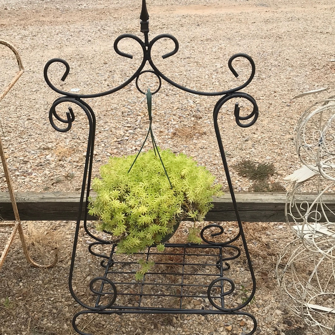 Foldable hanging basket plant stand