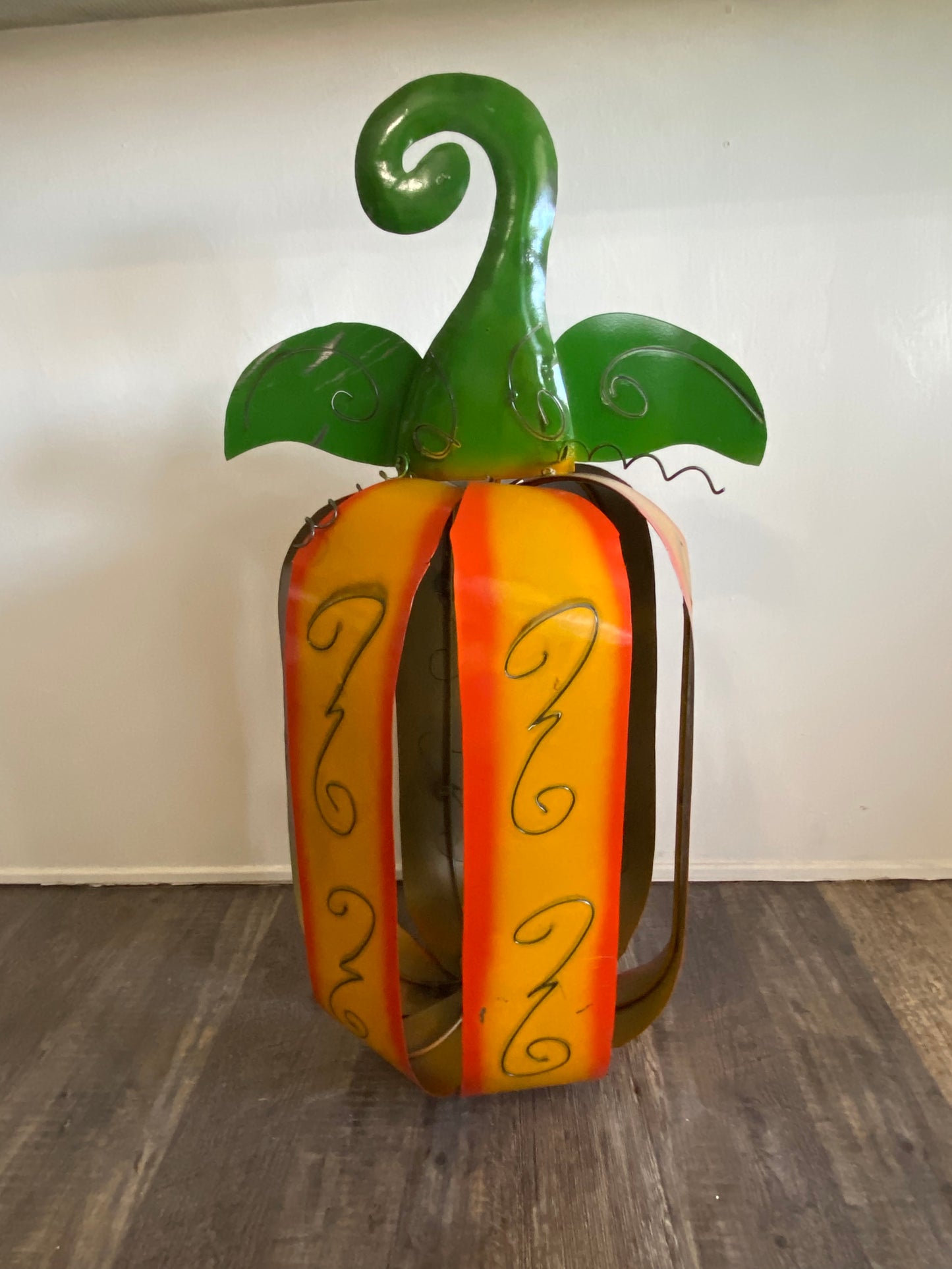 Large orange/green pumpkin