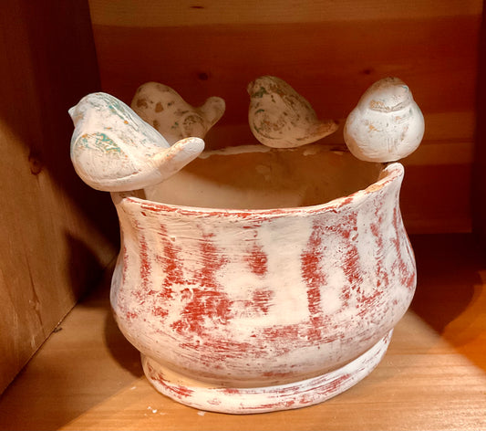 Clay Pot W/Birds